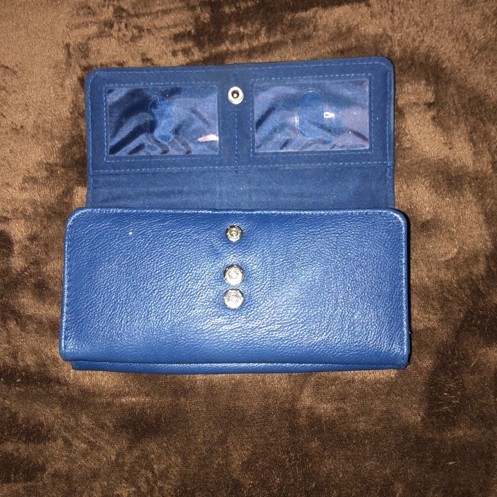 Wallet - Picture 4 of 5